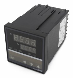 REX-C700 72*72mm AC 220V 继电器输出1个报警输出热电偶热电阻多输入数显智能温控仪