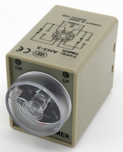 AH3-3-N220VAC-10M time relay带无插座，220VAC工作电压，10min延时时间
