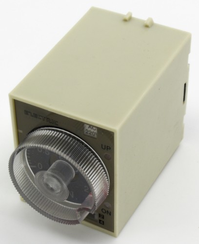 ST3PC-F-220VAC超级时间继电器带220VAC工作电压